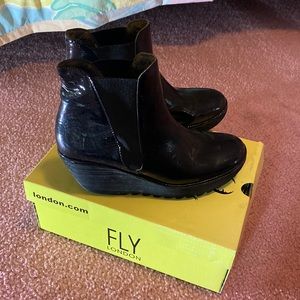 Fly London black patent leather size 40 stretch bootie  so comfortable